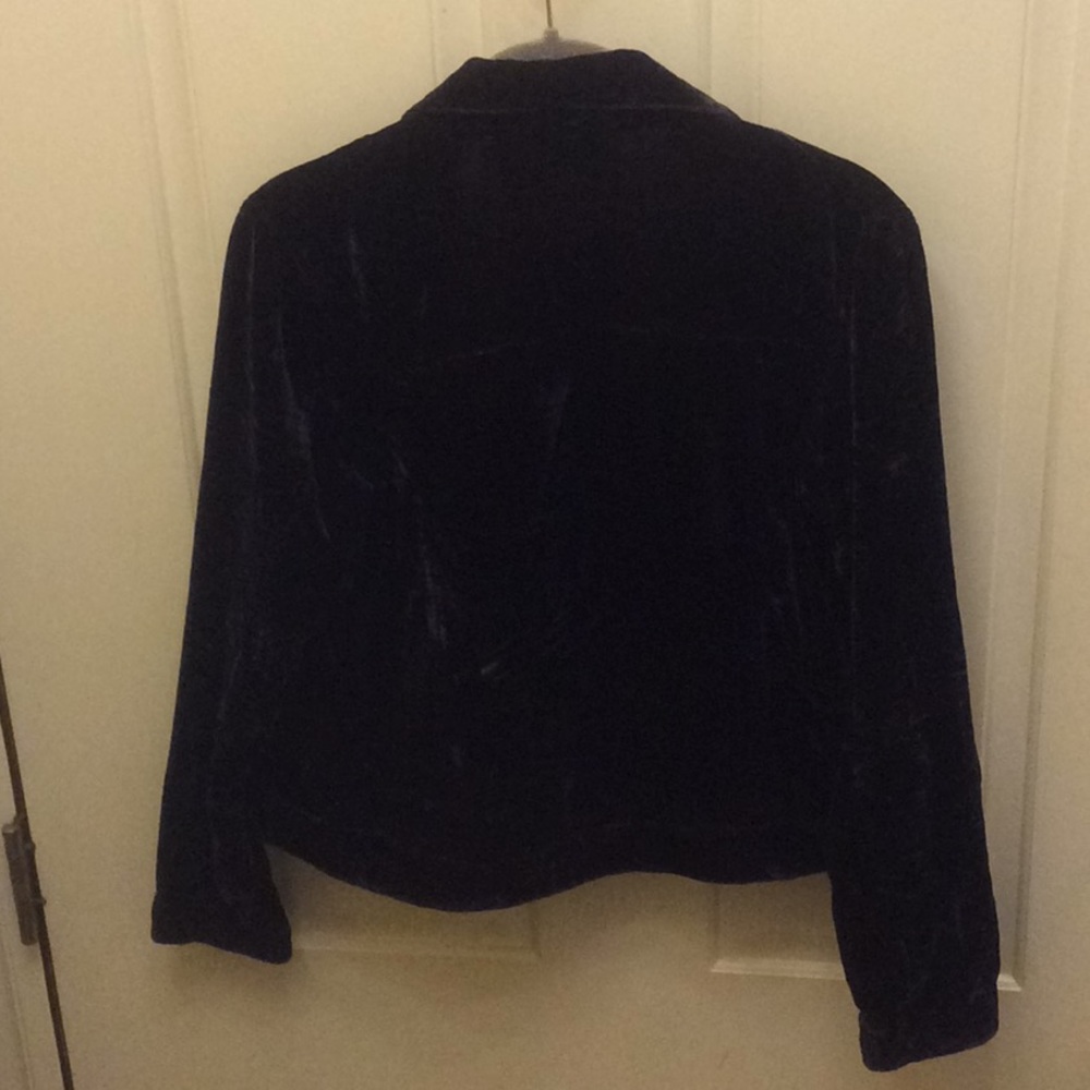 Jacket - Picture 2 of 4